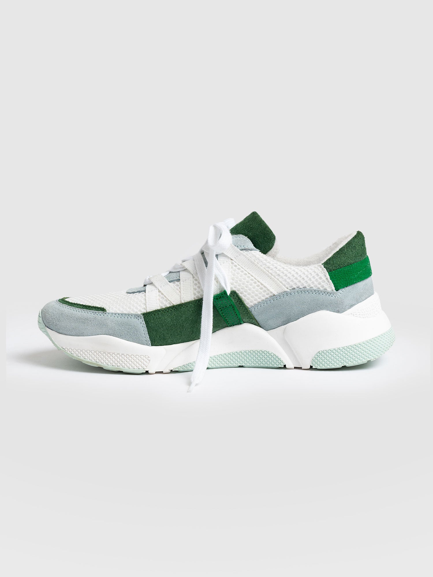 Hampstead Trainer White - Women's Trainers | Saint + Sofia® UK